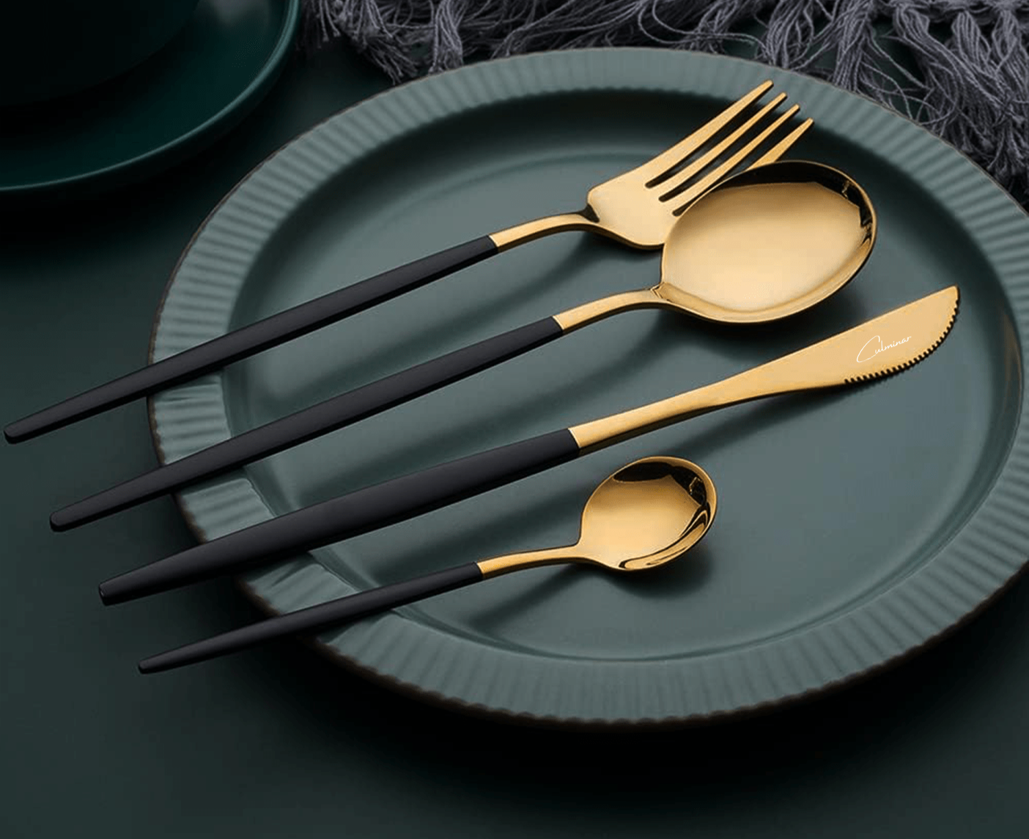 RoyalServe - Elegant Black Gold Cutlery Set for Four
