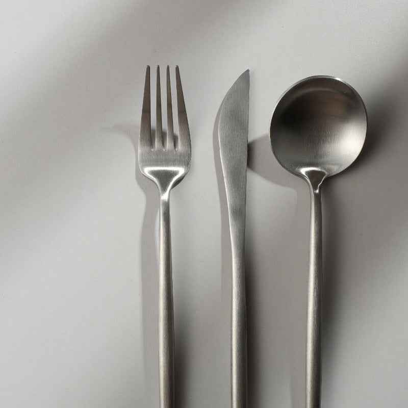 Sleek Minimalist Flatware