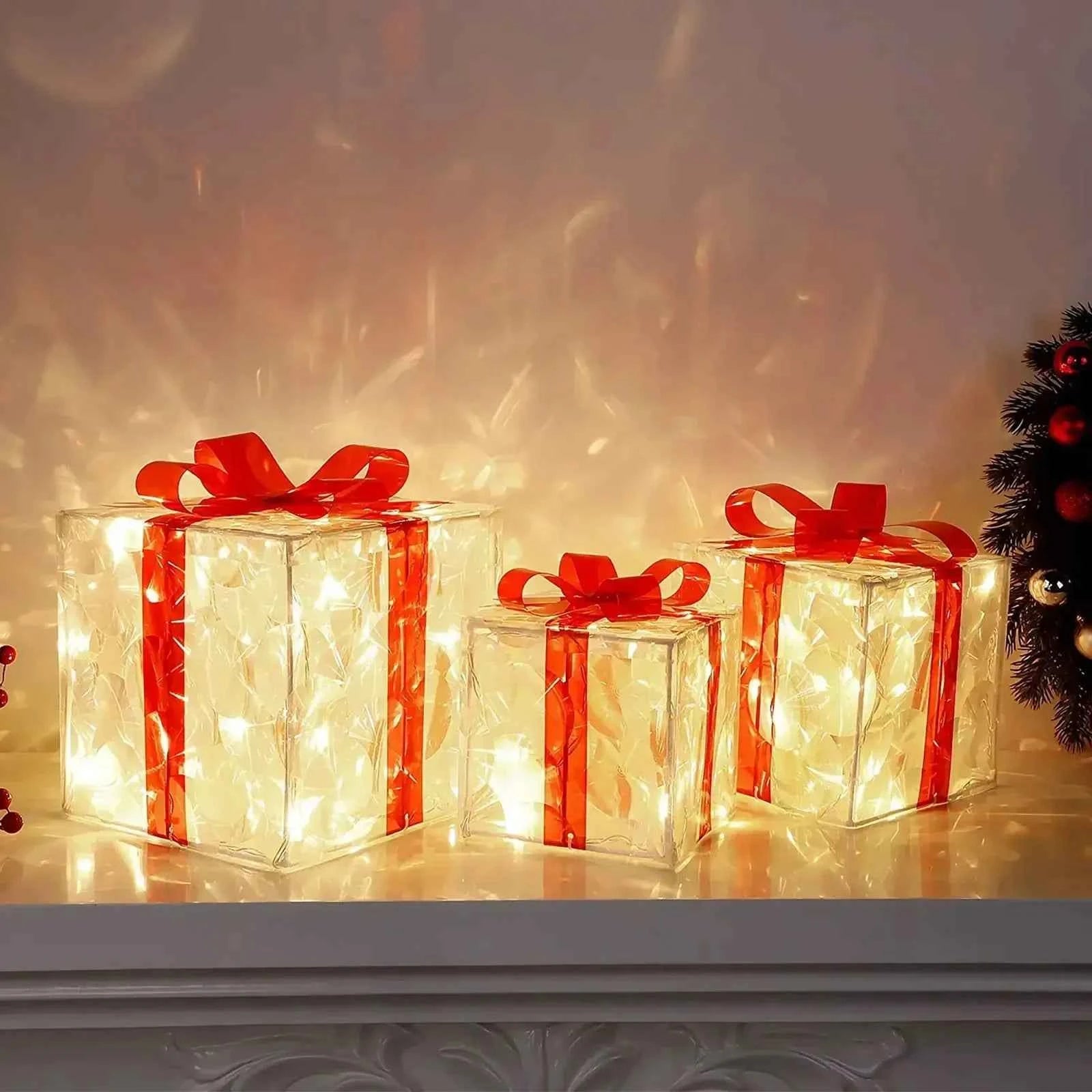 EclatDeNoel - Light-Up Gift Box Ornament with Bow
