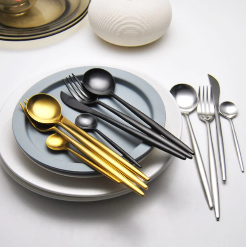 Elegant 24-Piece Gold and Silver Stainless Steel Cutlery Set - Cukokit